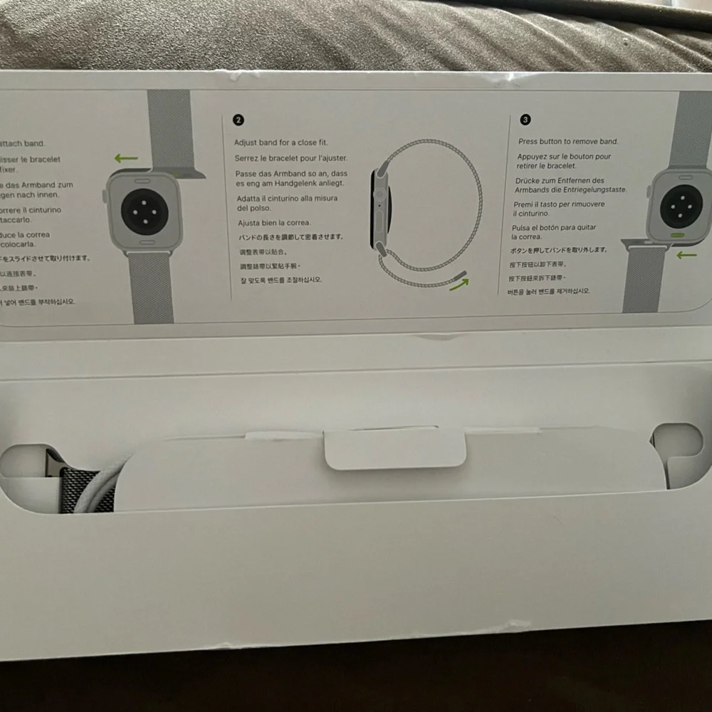 Apple Watch Milanese Loop Band